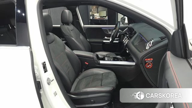Mercedes-Benz GLA - Class H247 2020 Белый из Кореи, фото 2