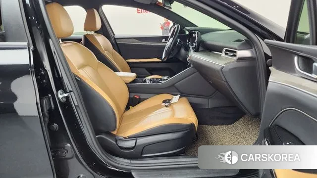 Kia K5 3rd generation 2021 Черный из Кореи, фото 2