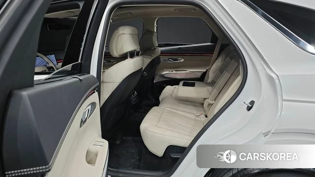 Genesis GV70 2025 Белый из Кореи, фото 2