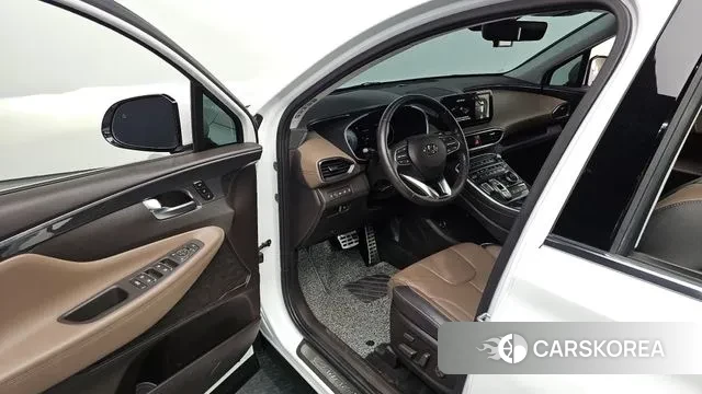 Hyundai The New Santa Fe 2023 Белый из Кореи, фото 2