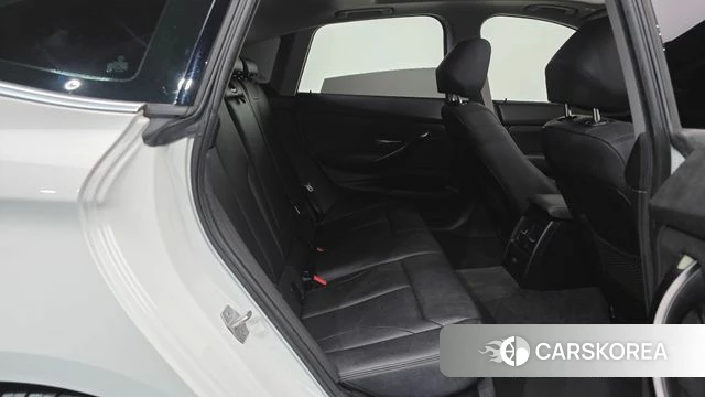 BMW 3 Series GT (F34) 2020 Белый из Кореи, фото 2