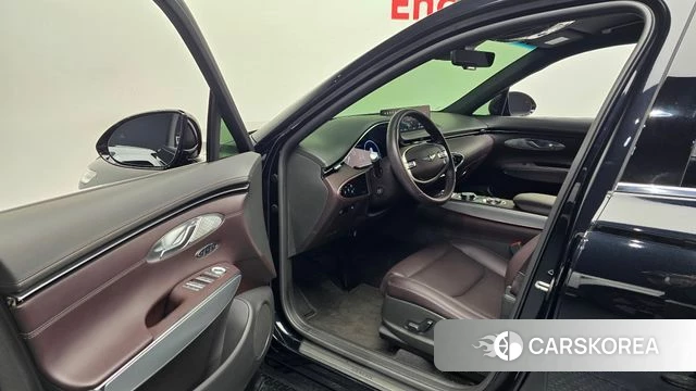 Genesis GV70 2021 Черный из Кореи, фото 2