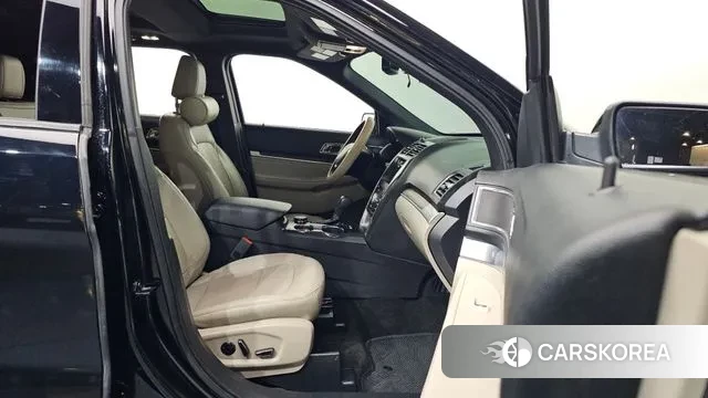 Ford Explorer 2018 Черный из Кореи, фото 2