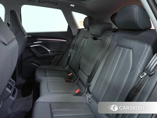 Audi Q5 (80A) 2025 Черный из Кореи, фото 2