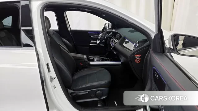 Mercedes-Benz GLA - Class H247 2022 Белый из Кореи, фото 2