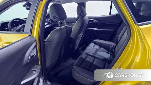 Chevrolet (GM Daewoo) Trax Crossover 2023 Желтый из Кореи, фото 2