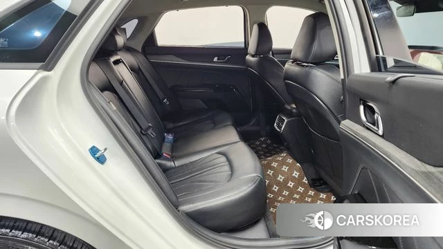 Kia The New K5 3rd generation 2024 Белый из Кореи, фото 2