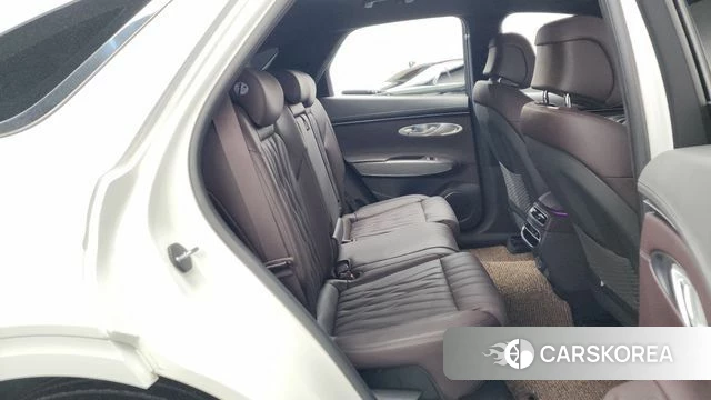 Genesis GV70 2024 Белый из Кореи, фото 2