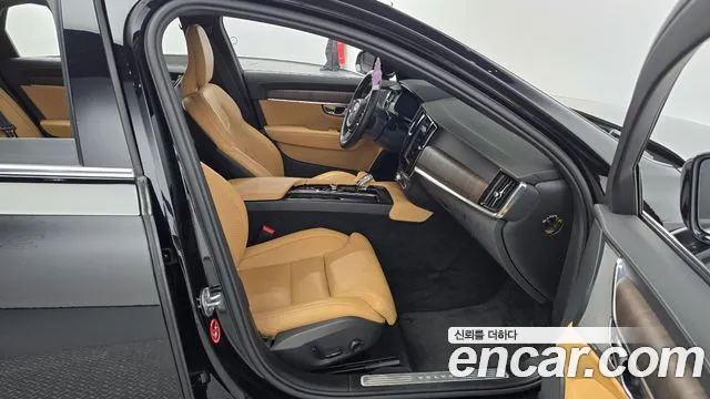 Volvo S90 2022 Черный из Кореи, фото 2