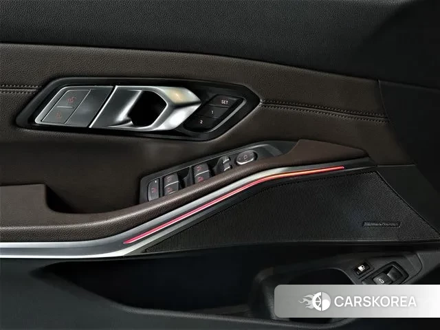 BMW 3 Series (G20) 2021 Серый из Кореи, фото 2