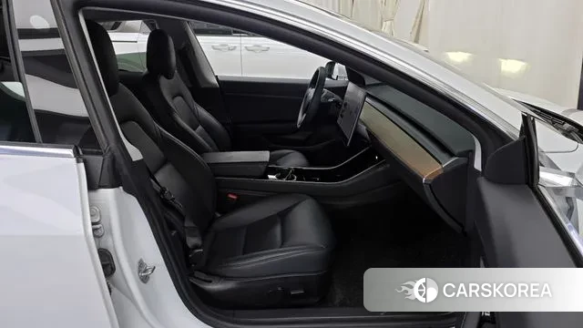 Tesla Model 3 2020 Белый из Кореи, фото 2