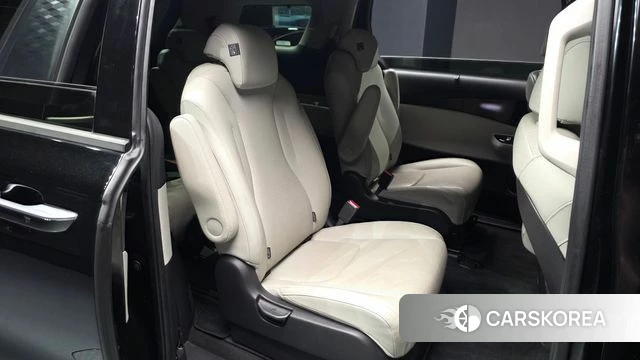 Kia Carnival 4th generation 2022 Черный из Кореи, фото 2