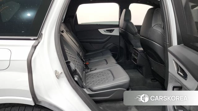 Audi Q7 (4M) 2025 Белый из Кореи, фото 2