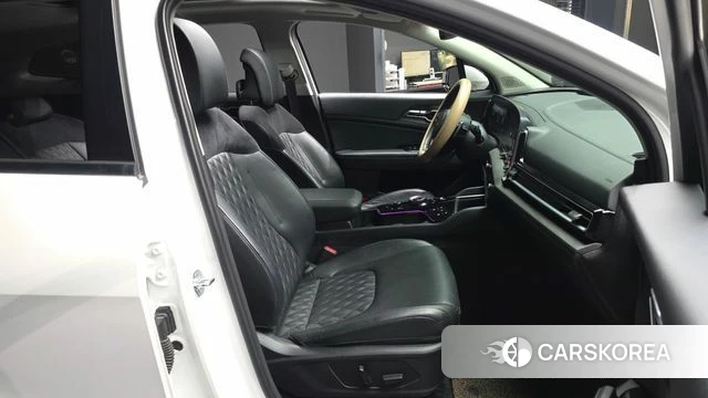 Kia Sportage 5th Generation 2022 Белый из Кореи, фото 2