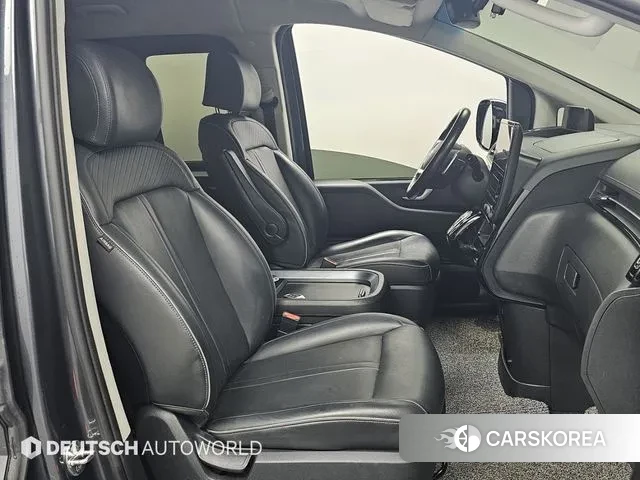 Hyundai Staria 2021 Серый из Кореи, фото 2