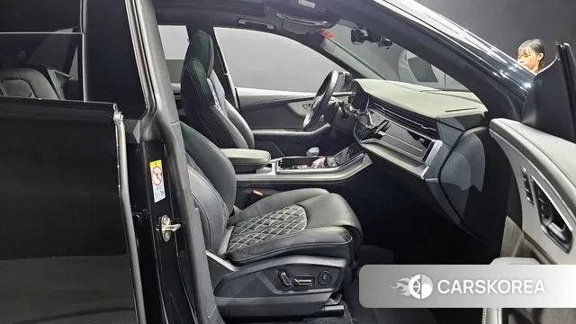 Audi Q8 (4M) id 3207548 из Кореи 2