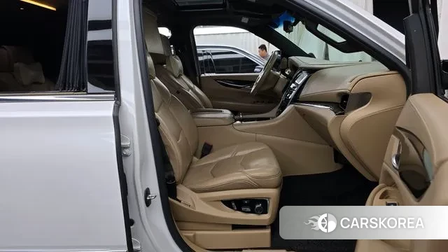 Cadillac Escalade 2019 Белый из Кореи, фото 2