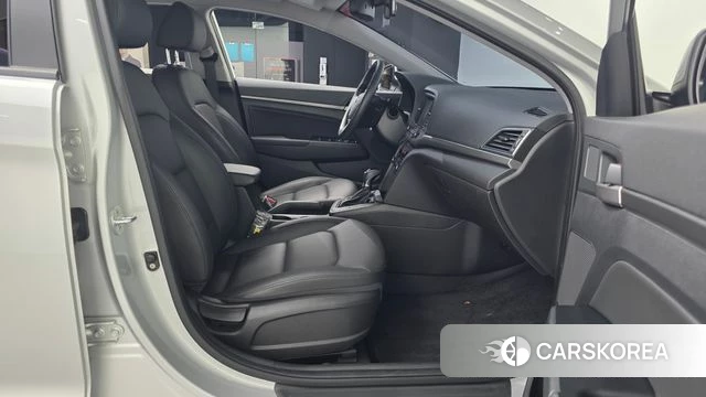 Hyundai Avante AD 2018 Серебряный из Кореи, фото 2