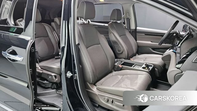 Honda Odyssey 2023 Черный из Кореи, фото 2