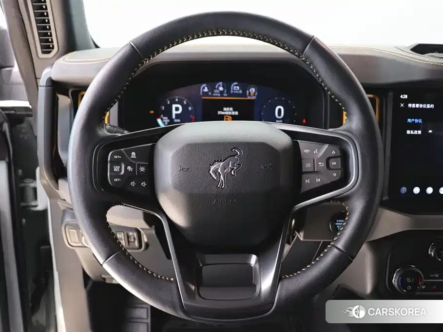Ford Mustang 2024 Silver/gray из Китая, фото 2