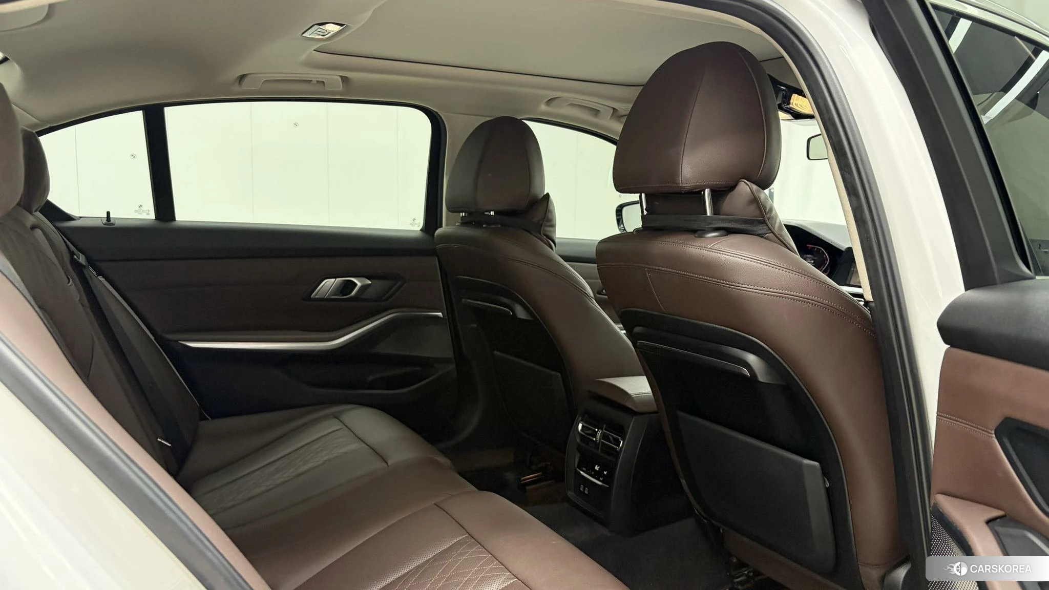 BMW 3 series 2021 Белый из Китая, фото 2