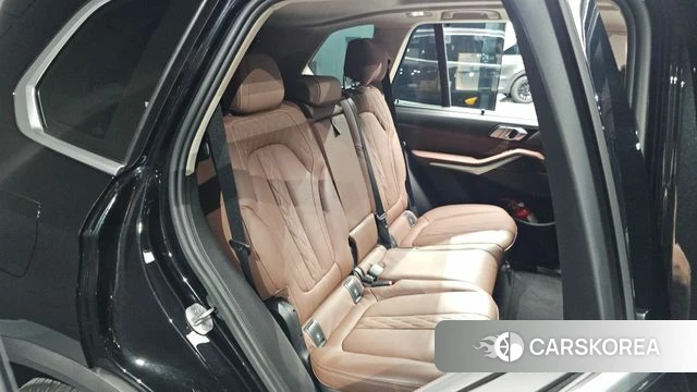 BMW X5 (G05) 2023 Черный из Кореи, фото 2