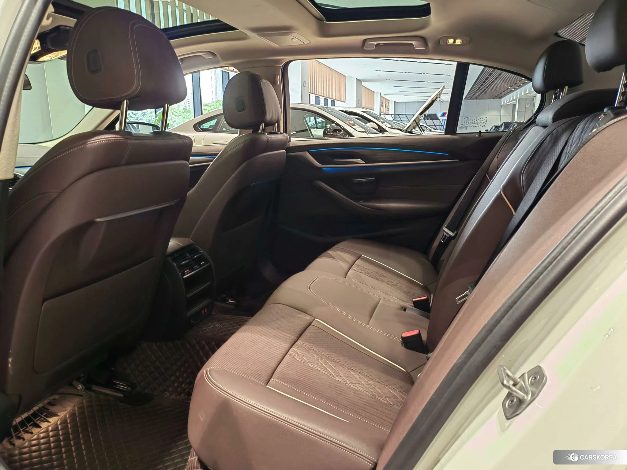 BMW 5 series PHEV 2020 Белый из Китая, фото 2