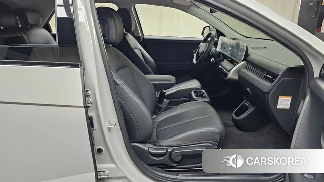 Hyundai Ionic 5 2024 Серебристо-серый из Кореи, фото 2