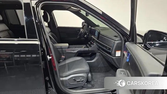 Hyundai Santa Fe (MX5) 2023 Черный из Кореи, фото 2