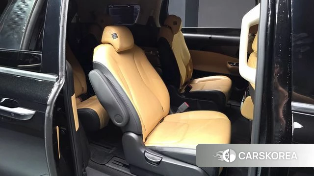 Kia Carnival 4th generation 2022 Черный из Кореи, фото 2