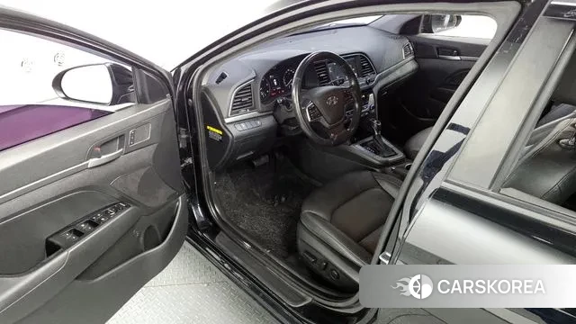 Hyundai Avante AD 2018 Черный из Кореи, фото 2