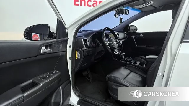 Kia Sportage 4th Generation 2018 Белый из Кореи, фото 2