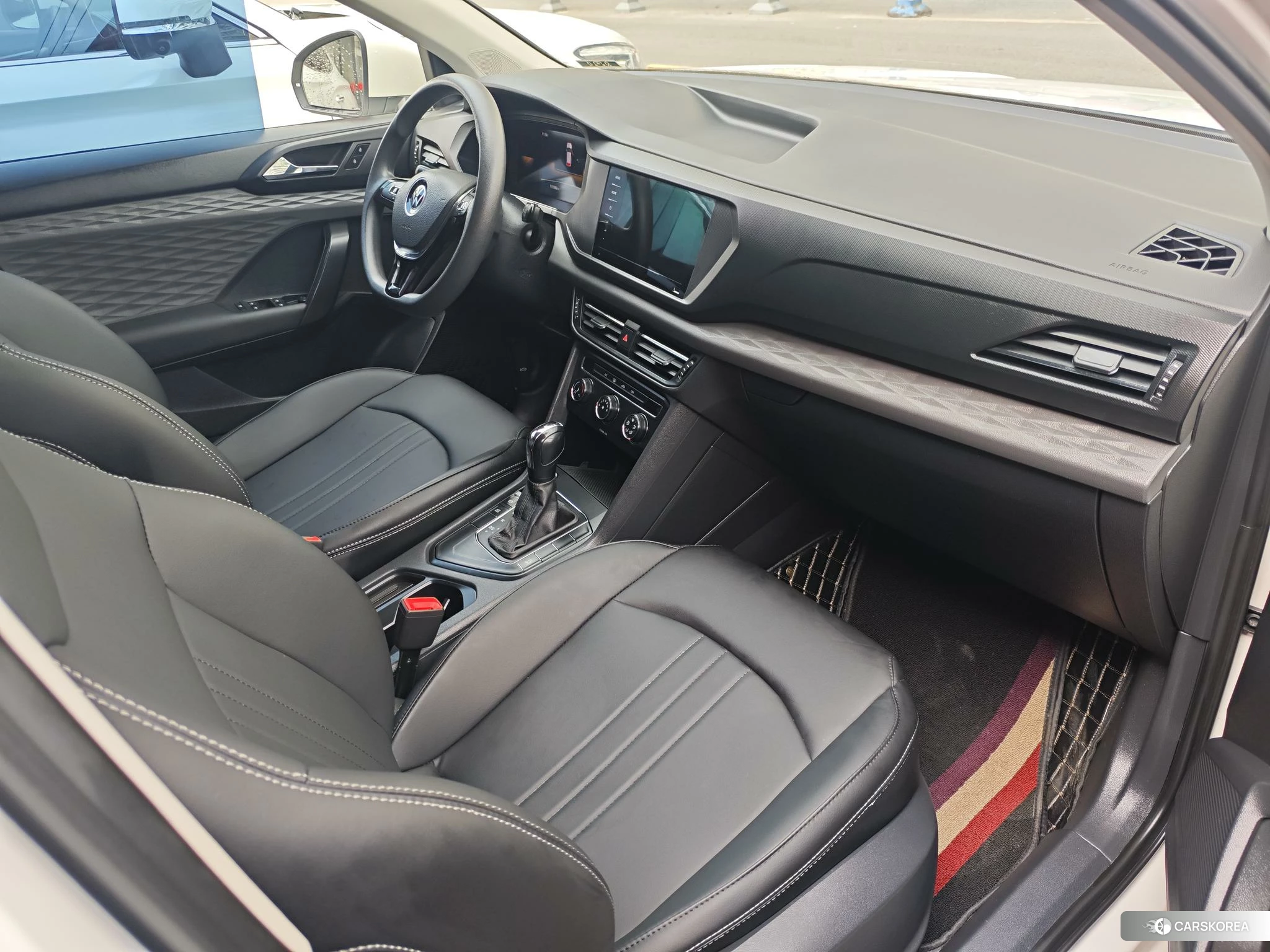 Volkswagen Tuyue 2022 Белый из Китая, фото 2