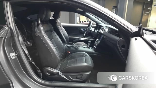 Ford Mustang 2020 Серый из Кореи, фото 2