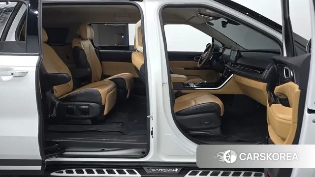 Kia Carnival 4th generation 2023 Белый из Кореи, фото 2