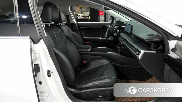 Hyundai Grandeur (GN7) 2023 Белый из Кореи, фото 2