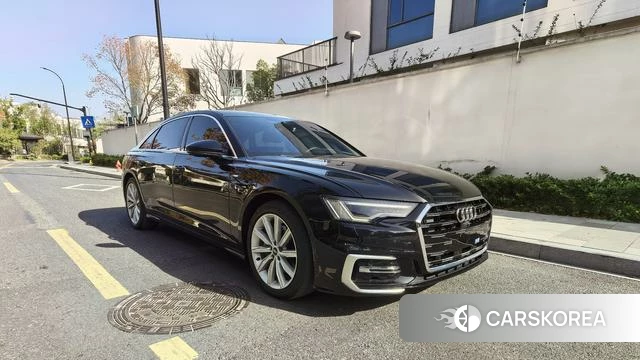Audi A6L 2023 Черный из Китая, фото 2