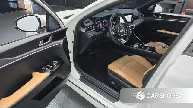 Kia K5 3rd generation 2021 Белый из Кореи, фото 2