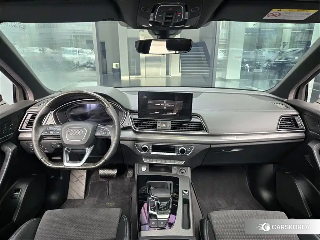Audi Q5L 2023 Черный из Китая, фото 2