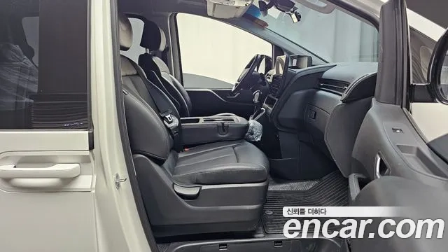 Hyundai Staria 2021 Белый из Кореи, фото 2