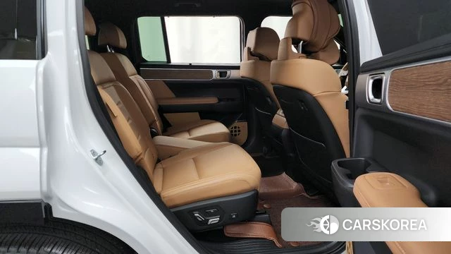 Hyundai Santa Fe (MX5) 2024 Белый из Кореи, фото 2