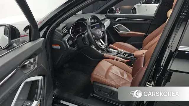 Audi Q3 (F3) 2020 Черный из Кореи, фото 2