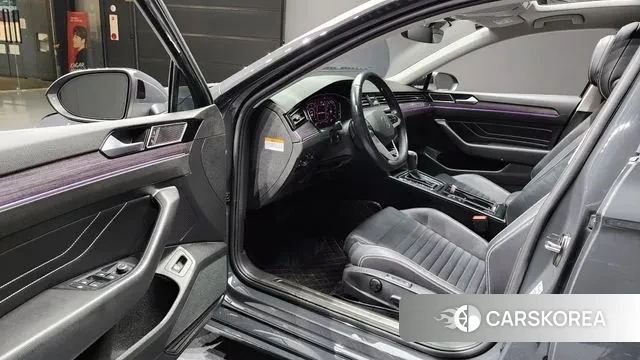 Volkswagen Passat GT (B8) 2021 Серый из Кореи, фото 2