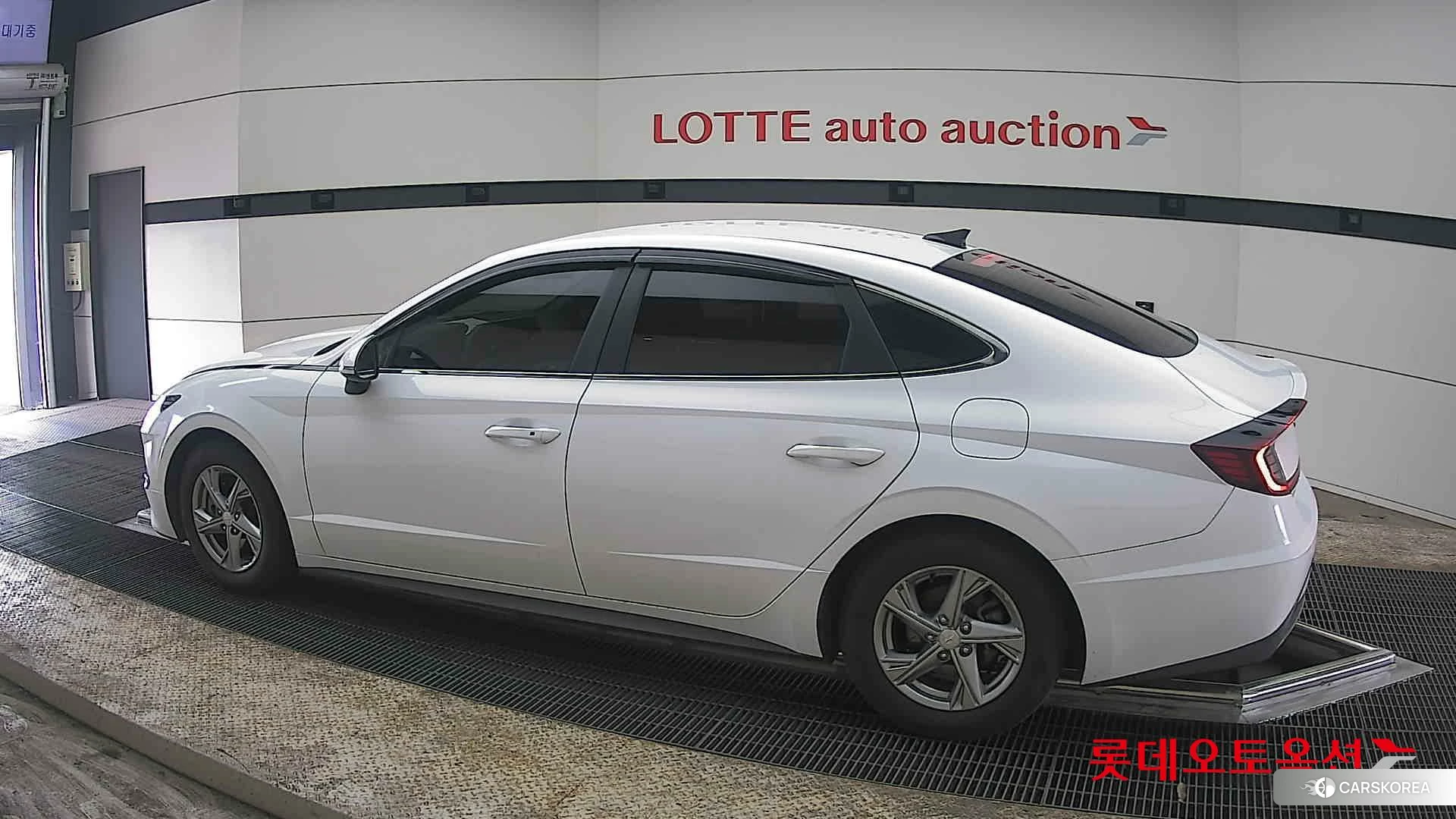 Hyundai Sonata 2023 Serenity White Pearl (Optional addition) из Кореи, фото 2