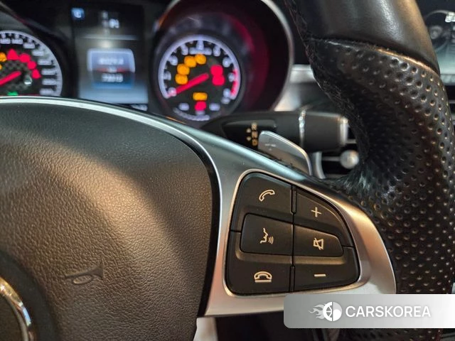 Mercedes-Benz C-Class W205 2018 Черный из Кореи, фото 2