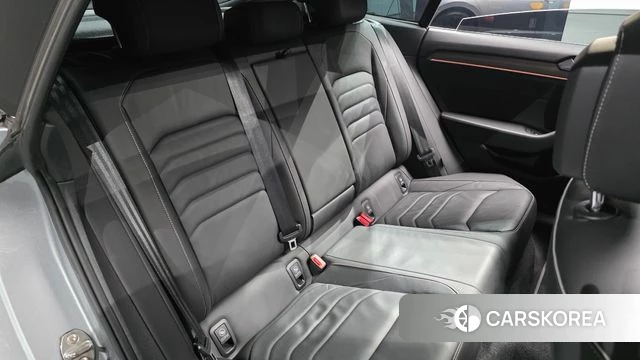 Volkswagen Arteon 2019 Серебряный из Кореи, фото 2