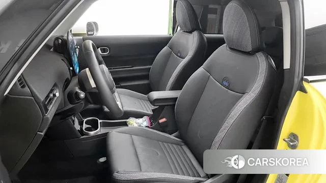 Mini Cooper C 4th generation 2025 Желтый из Кореи, фото 2