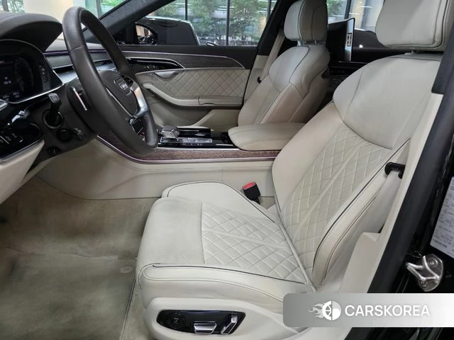 Audi A8 (D5) 2023 Черный из Кореи, фото 2