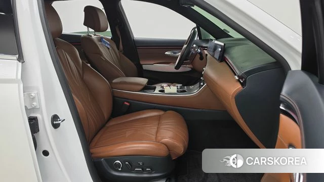 Genesis GV70 2025 Белый из Кореи, фото 2