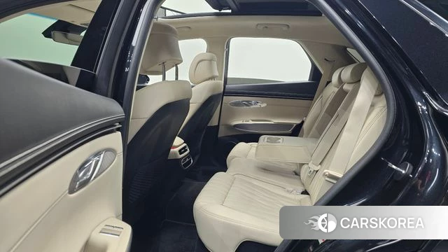 Genesis GV70 2024 Черный из Кореи, фото 2